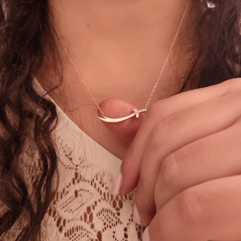 Silver The Sword of Wisdom Zulfiqar Necklace